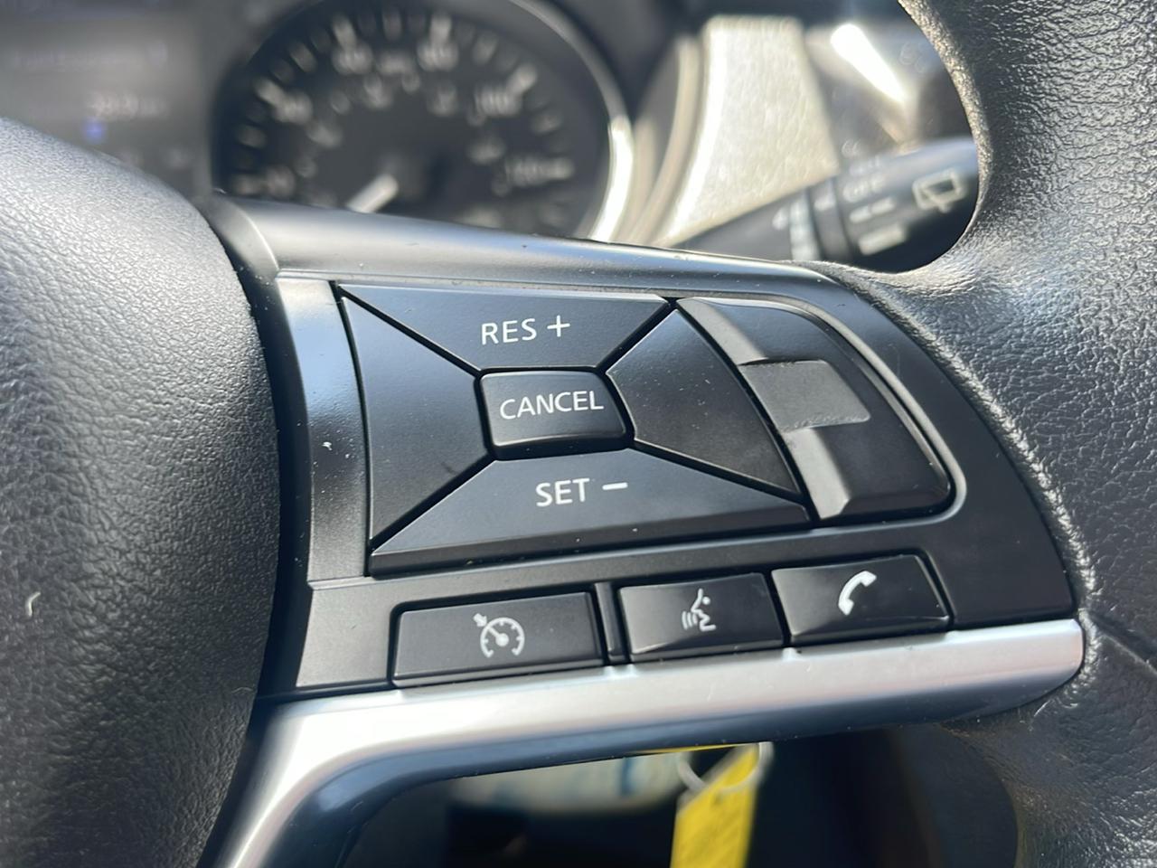 Nissan Rogue Sport  2019
