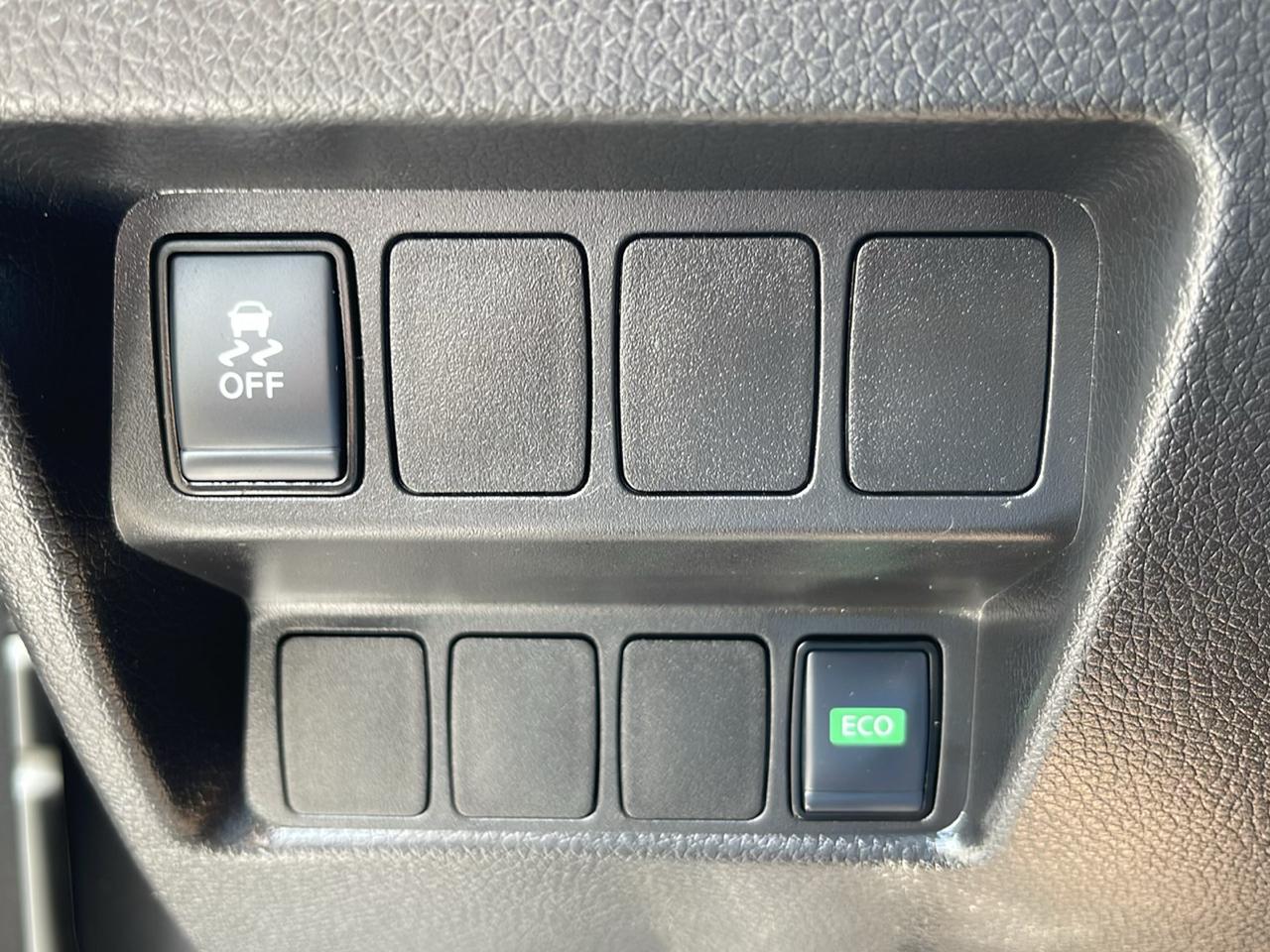 Nissan Rogue Sport  2019