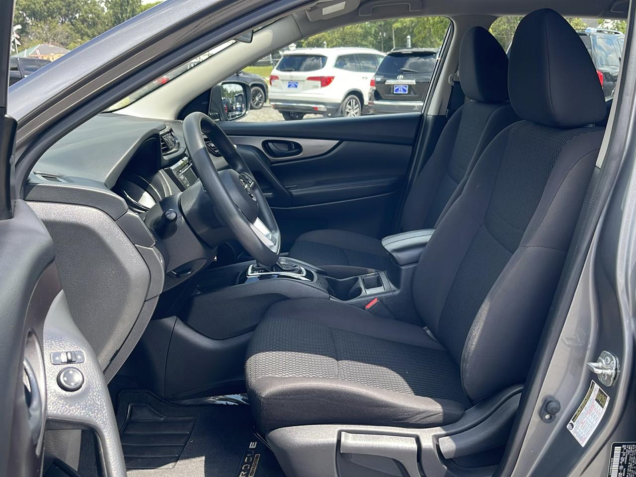 Nissan Rogue Sport  2019