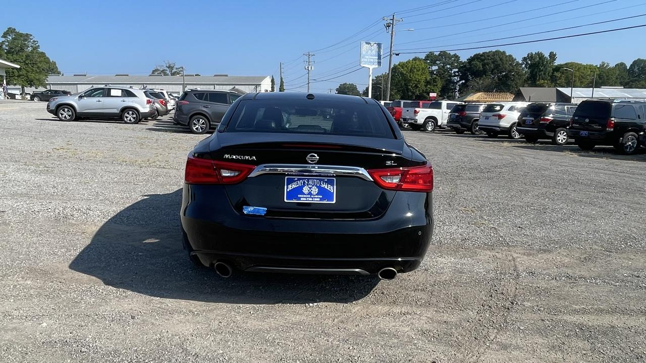 Nissan Maxima  2016