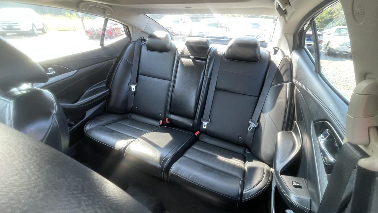 Nissan Maxima  2016