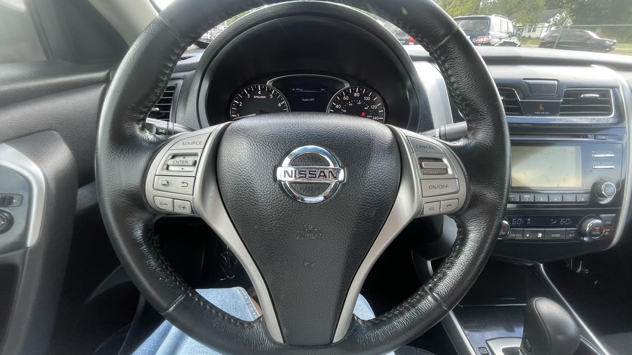 Nissan Altima  2014