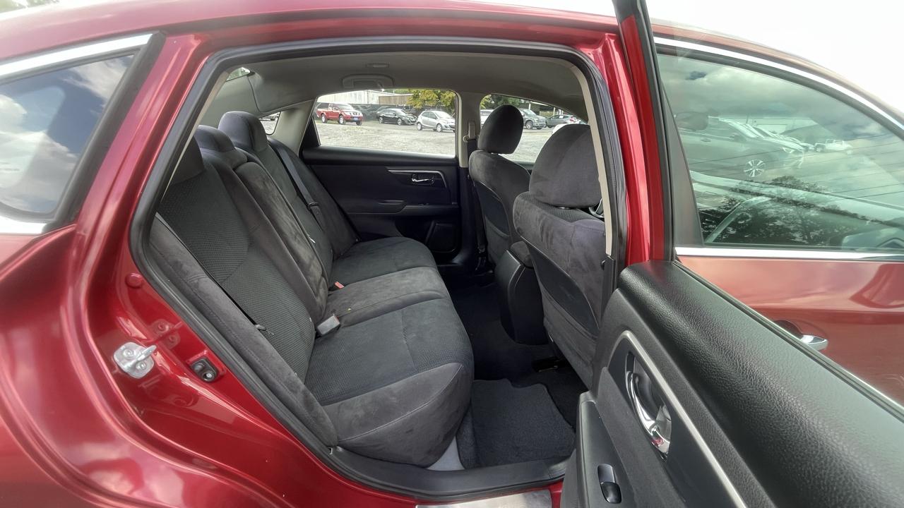 Nissan Altima  2014