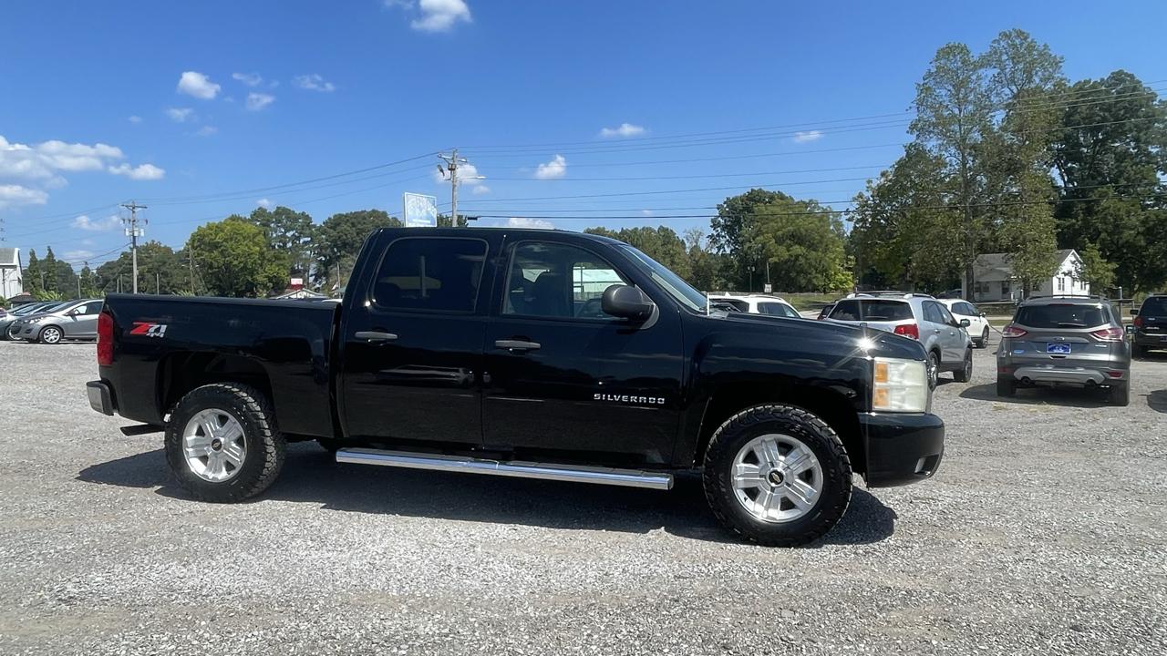 Chevrolet Silverado 1500  2011