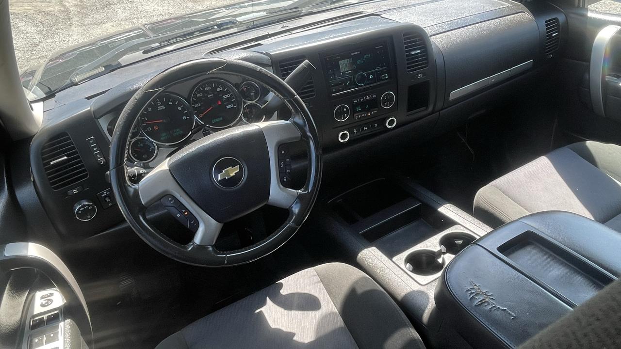 Chevrolet Silverado 1500  2011