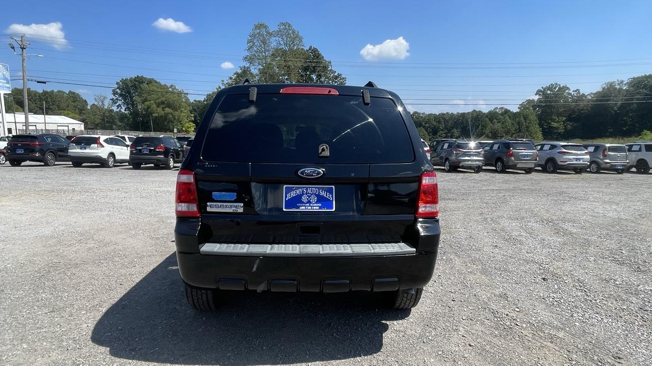 Ford Escape  2010