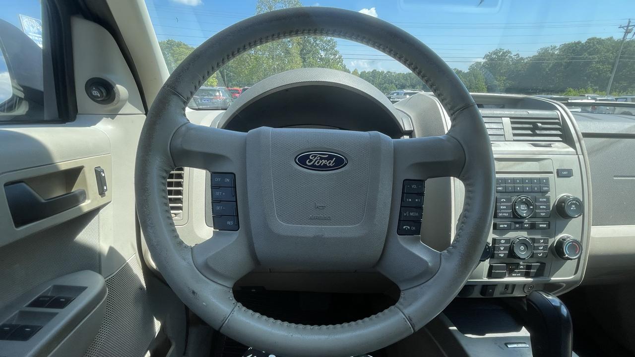 Ford Escape  2010
