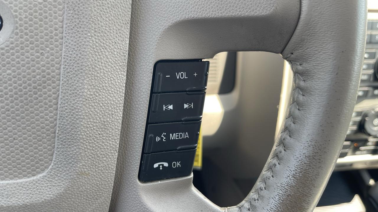 Ford Escape  2010