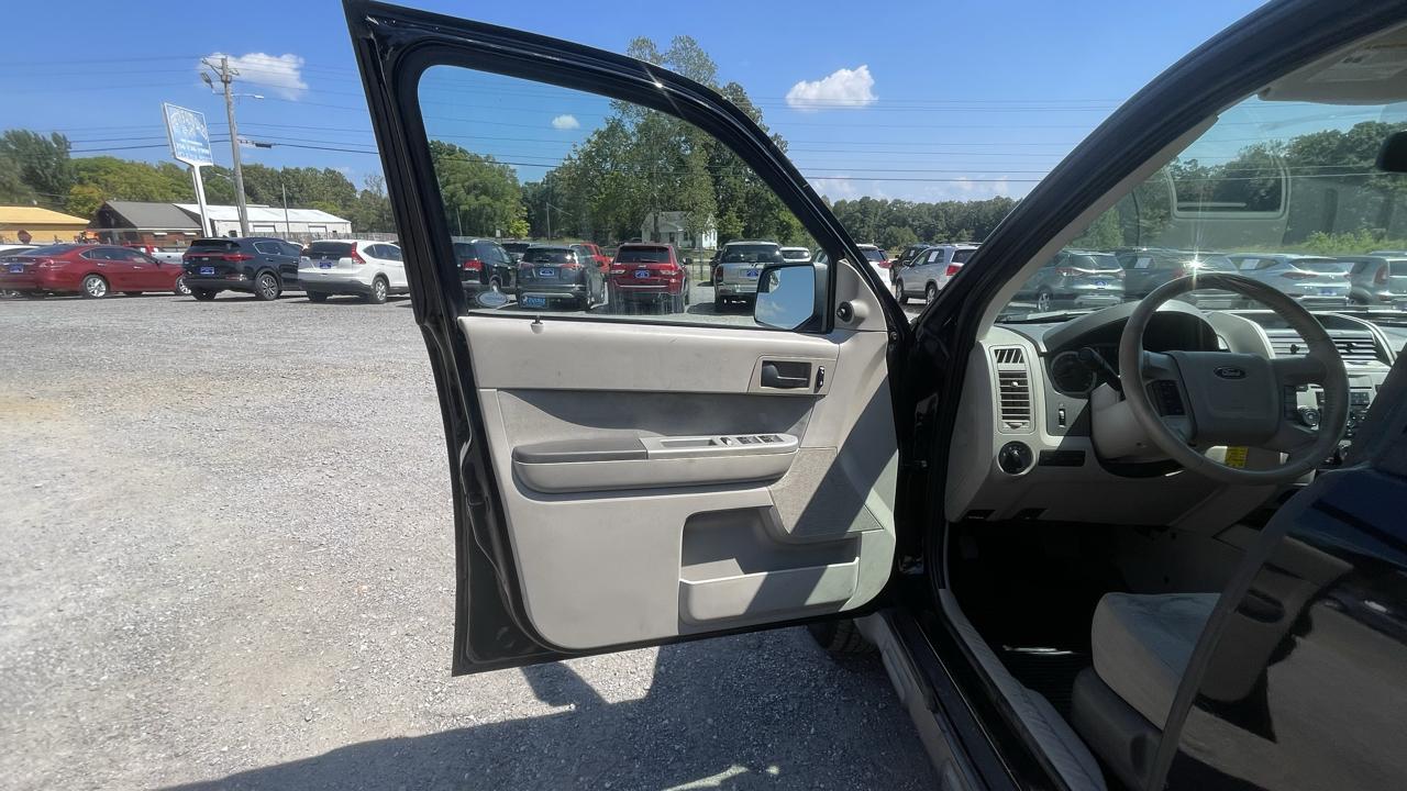 Ford Escape  2010