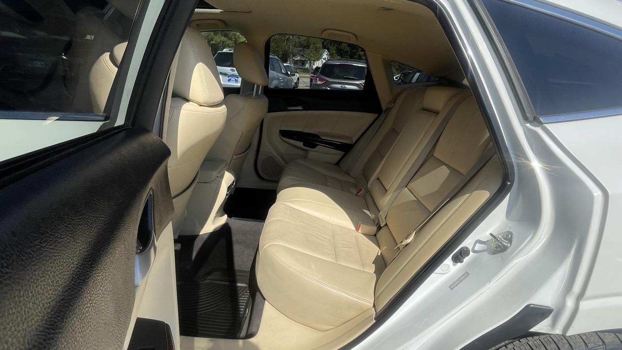 Honda Accord Crosstour  2010