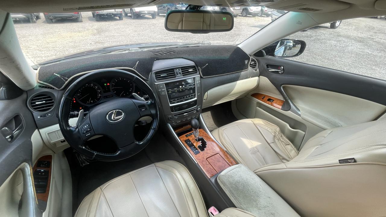 Lexus IS  2009