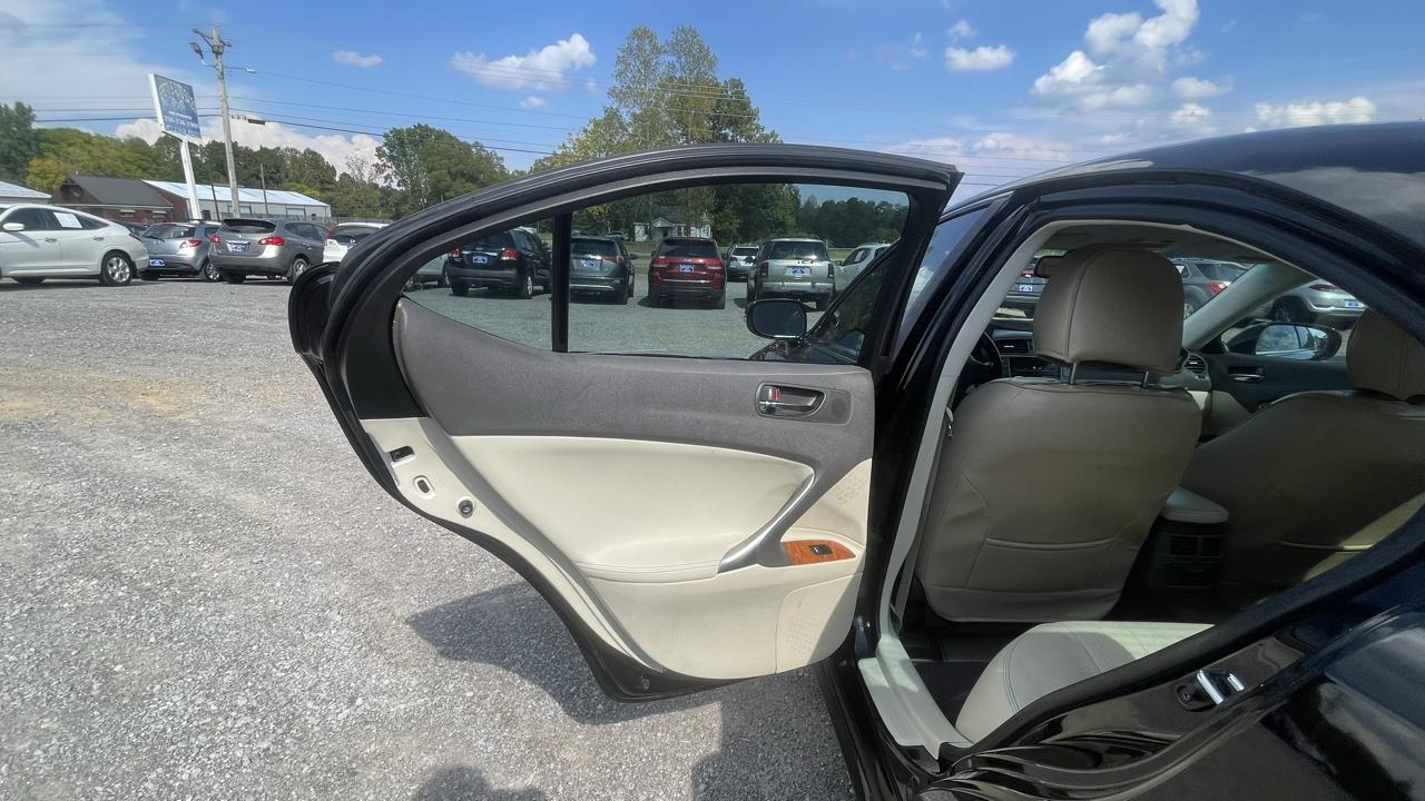 Lexus IS  2009