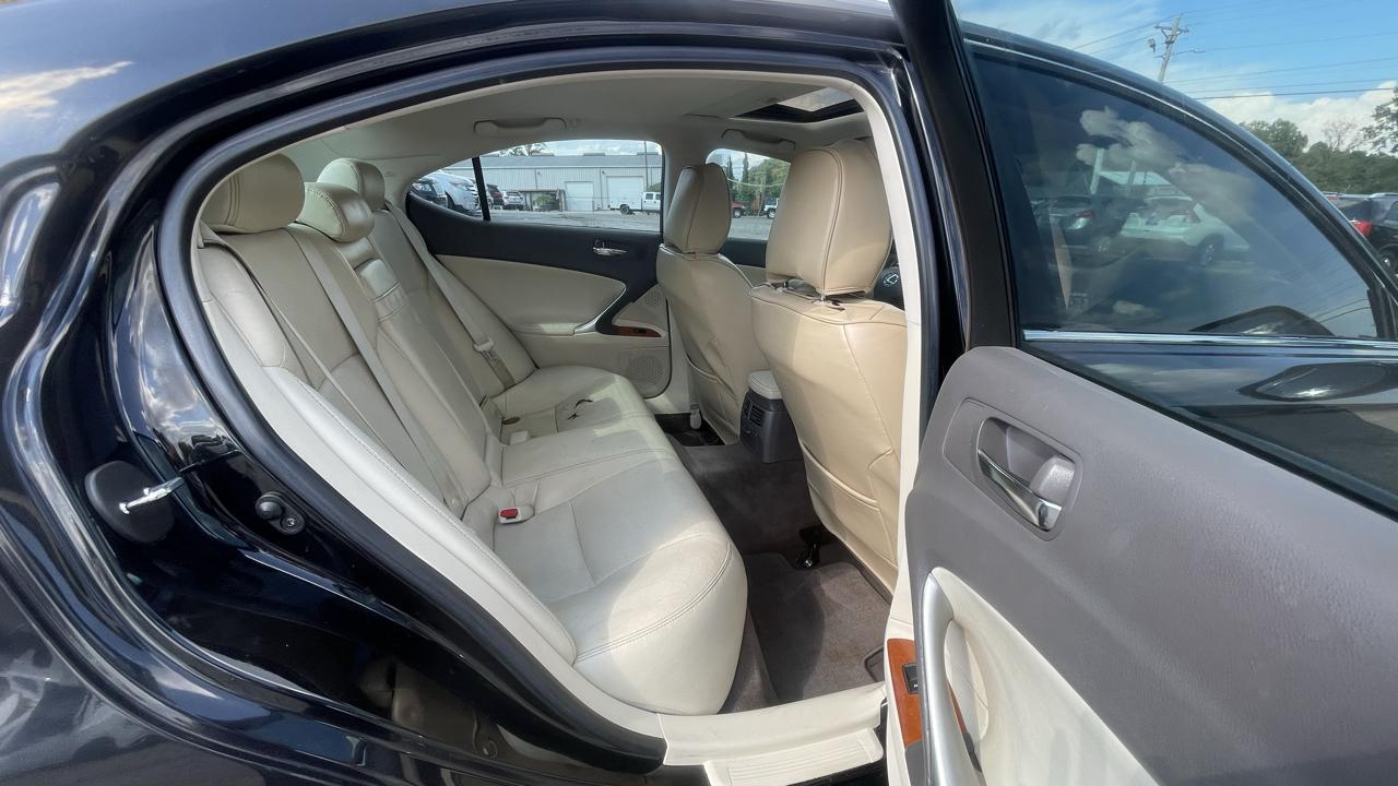 Lexus IS  2009