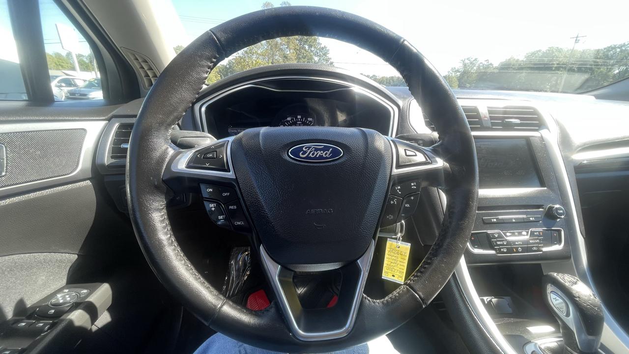 Ford Fusion  2016