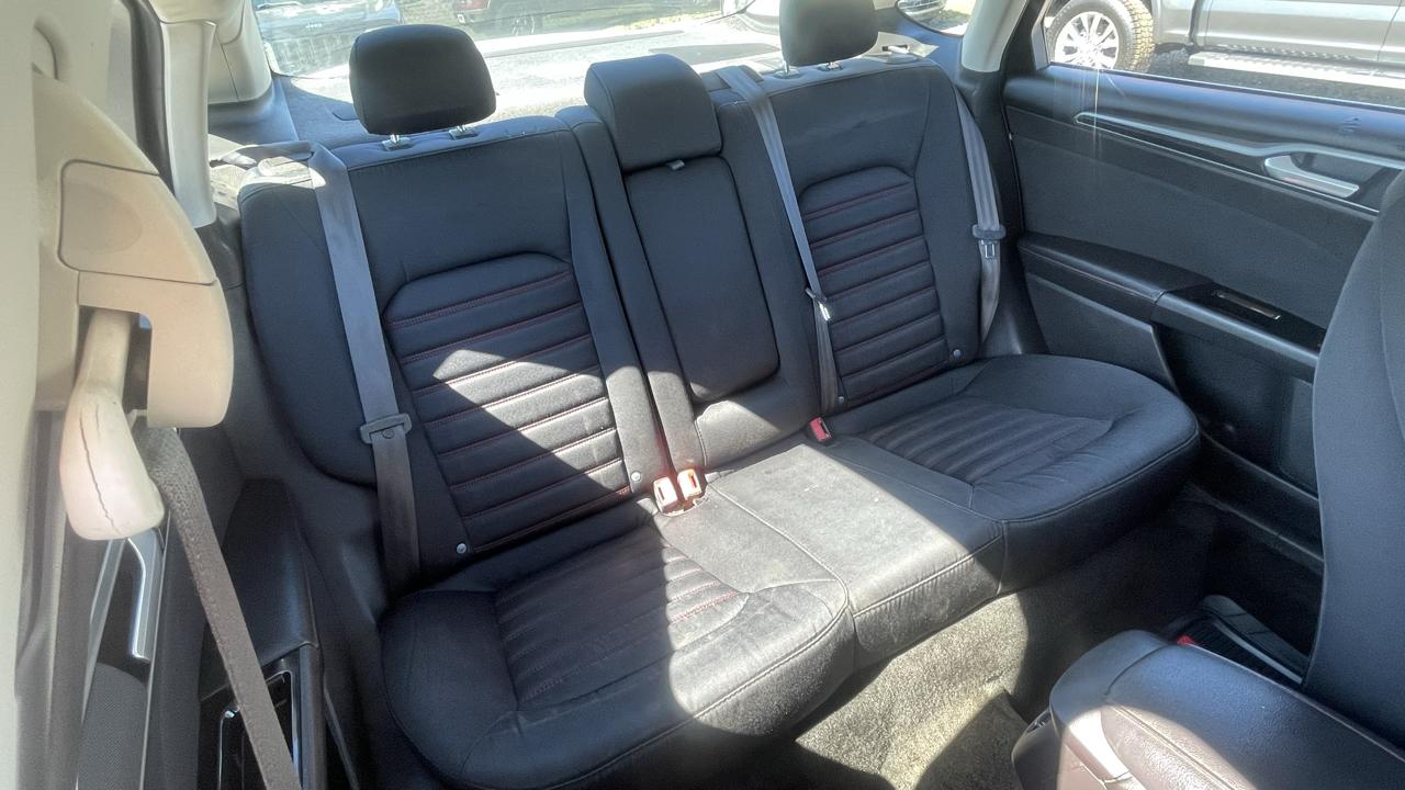 Ford Fusion  2016