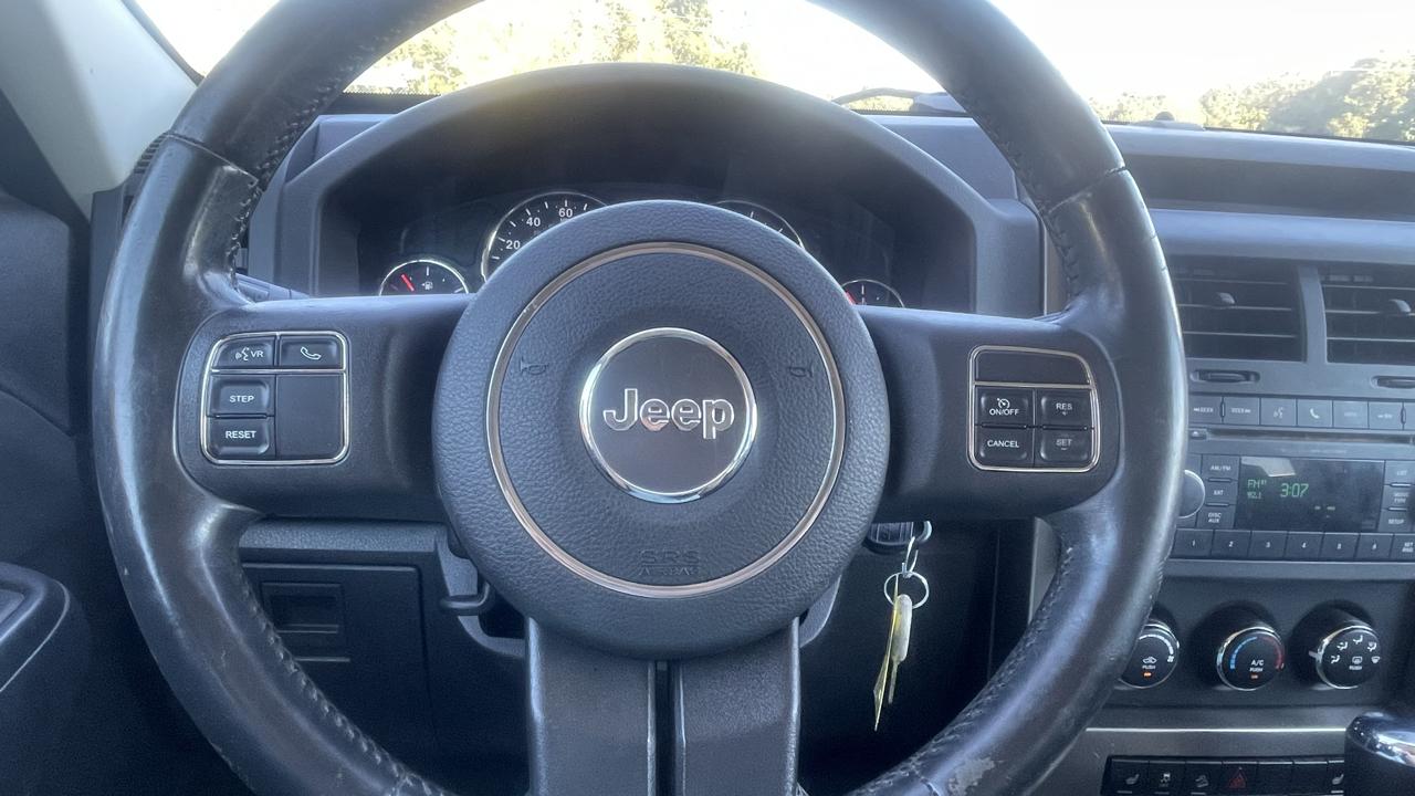 Jeep Liberty Sport 2012