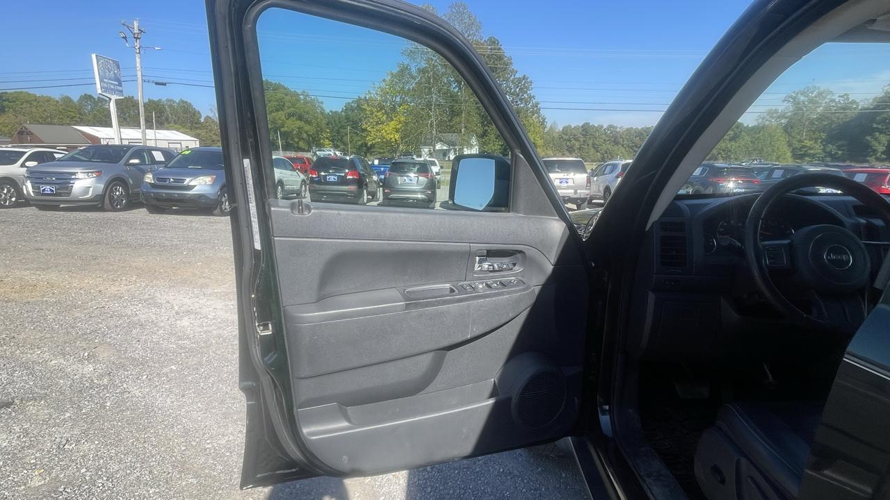 Jeep Liberty Sport 2012