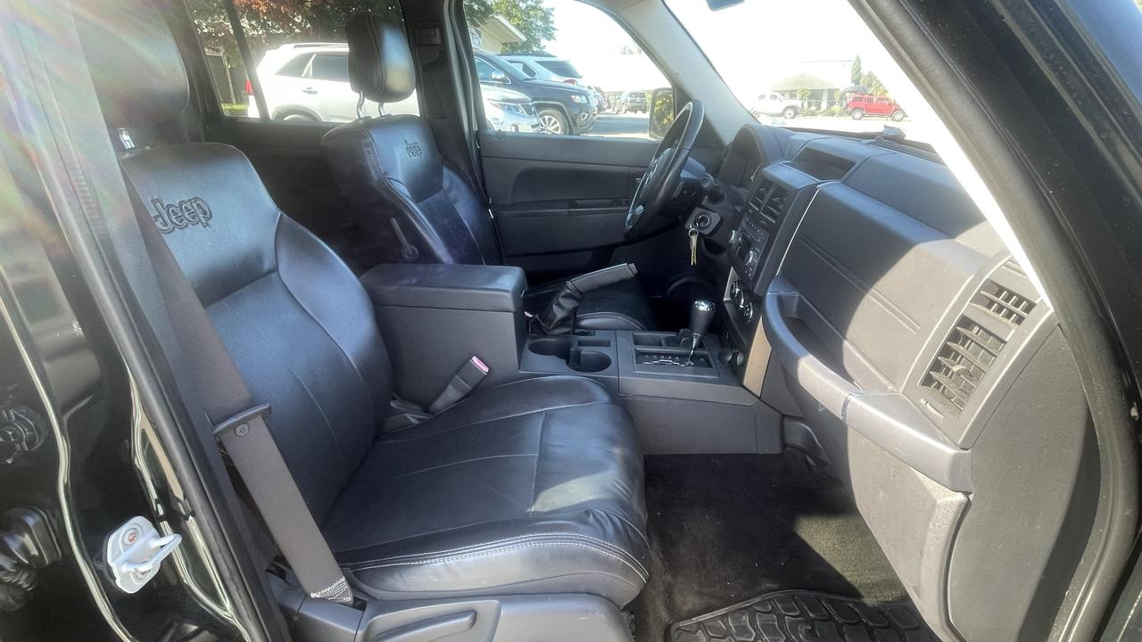 Jeep Liberty Sport 2012