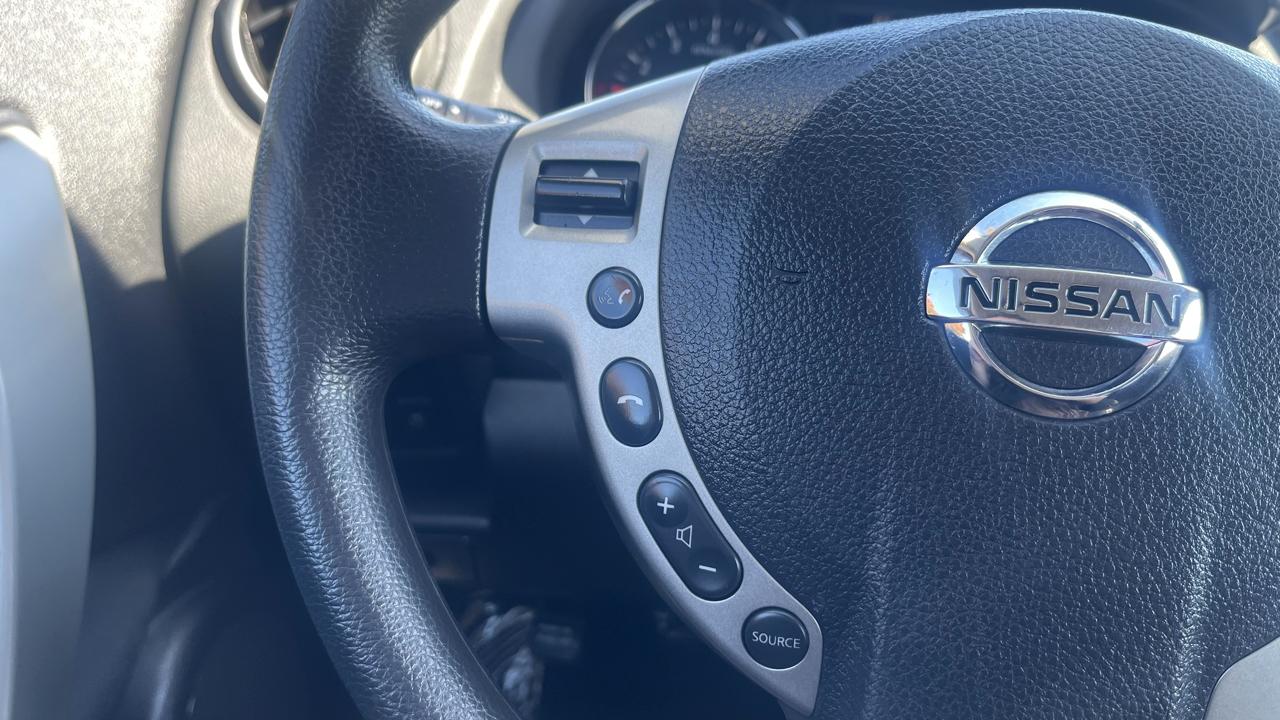 Nissan Rogue  2013