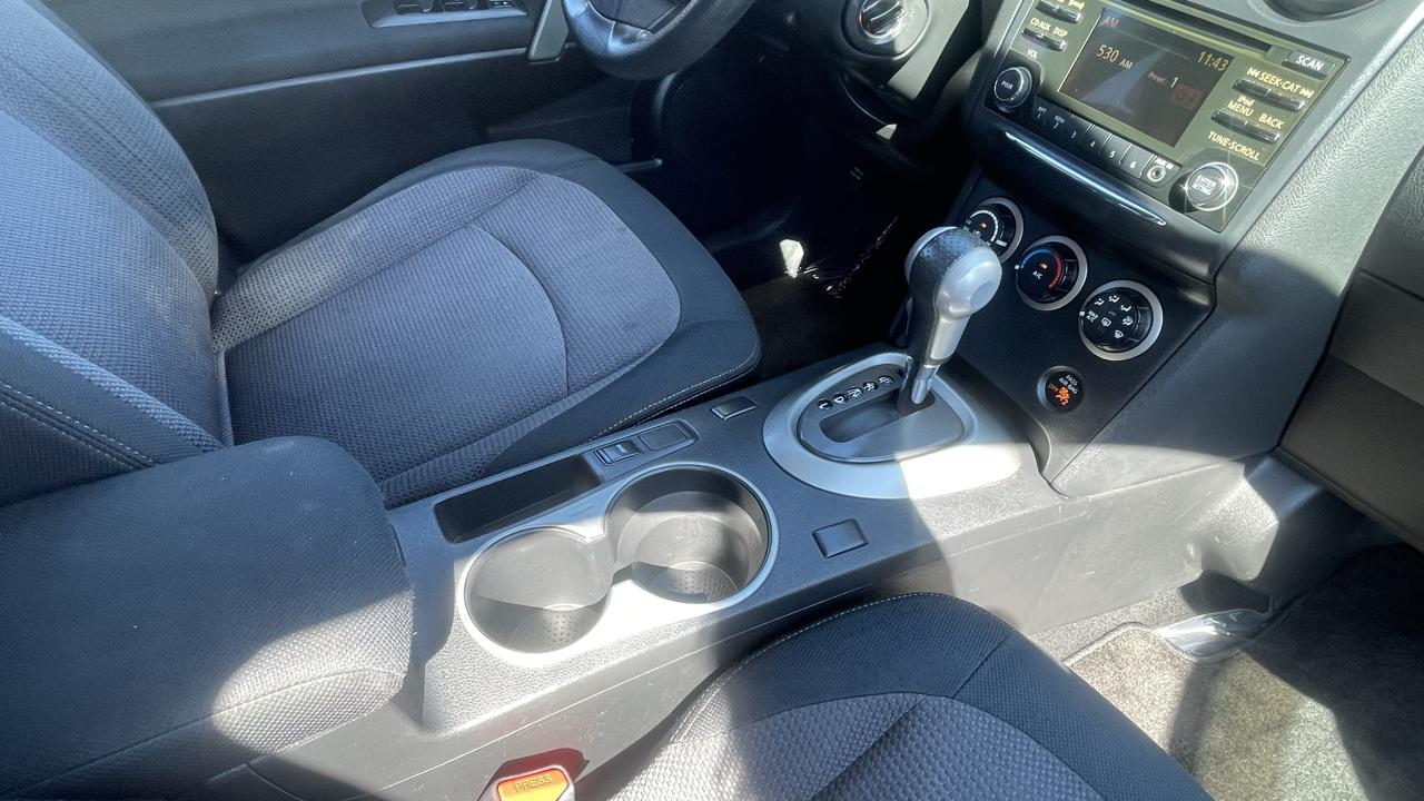 Nissan Rogue  2013