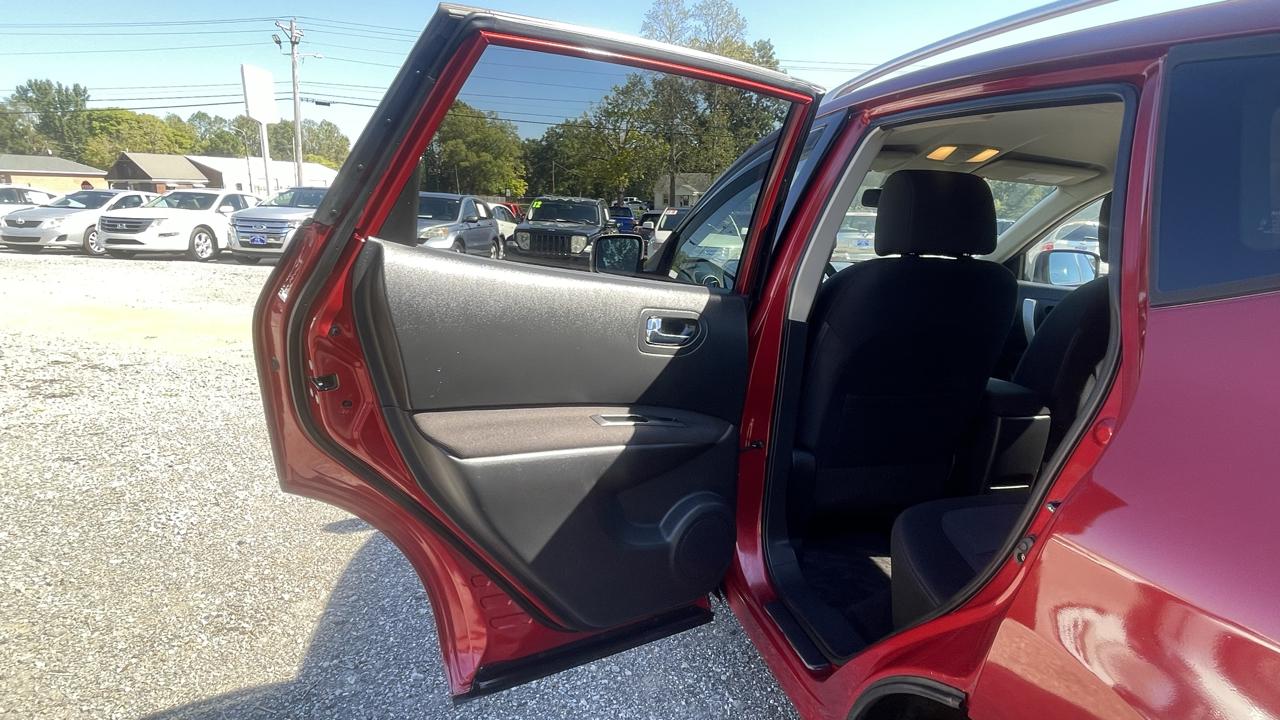Nissan Rogue  2013