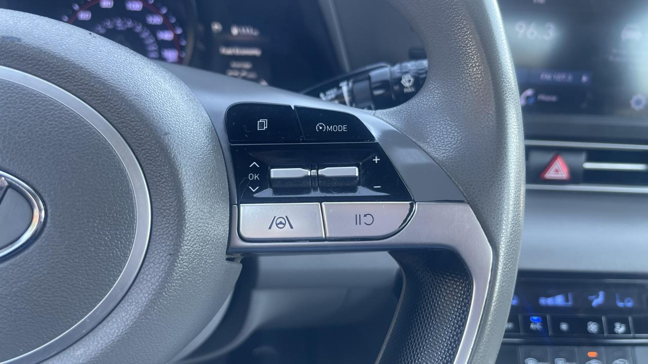 Hyundai Elantra SEL 2021