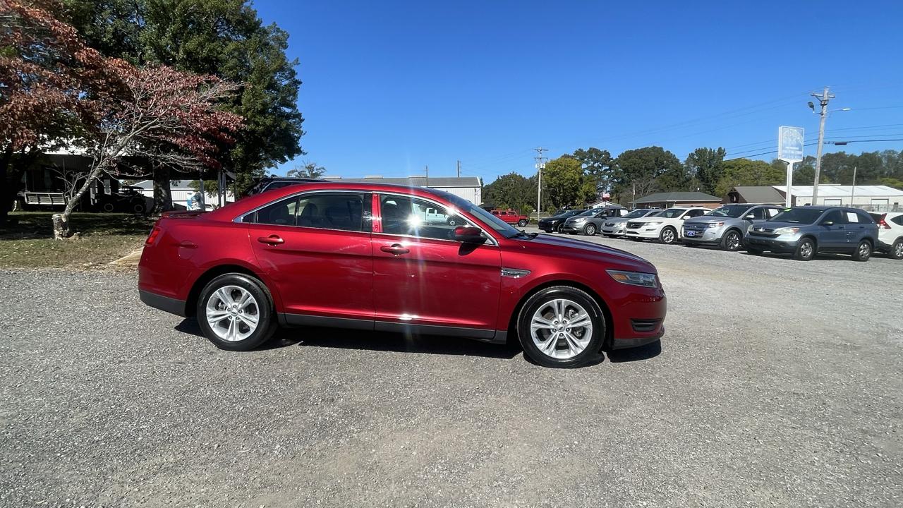 Ford Taurus  2018