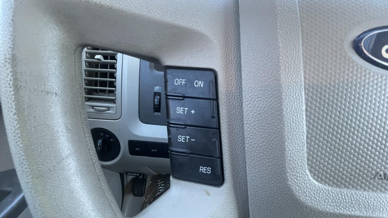 Ford Escape  2012