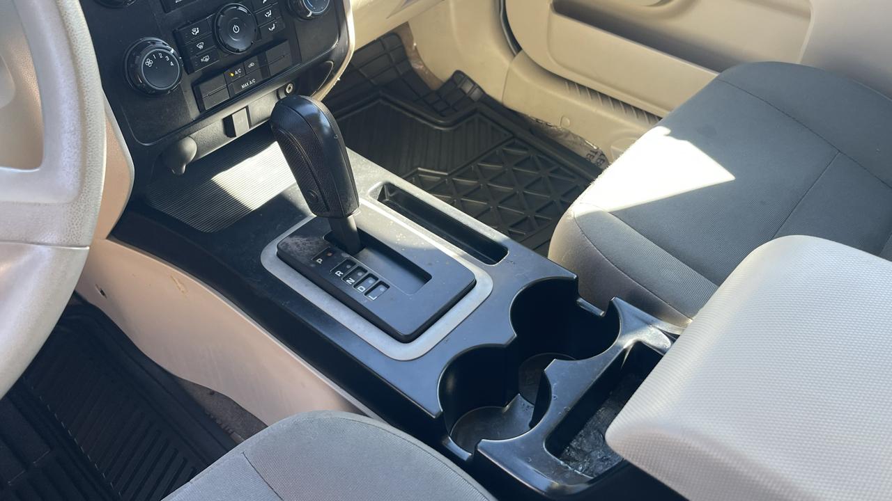 Ford Escape  2012