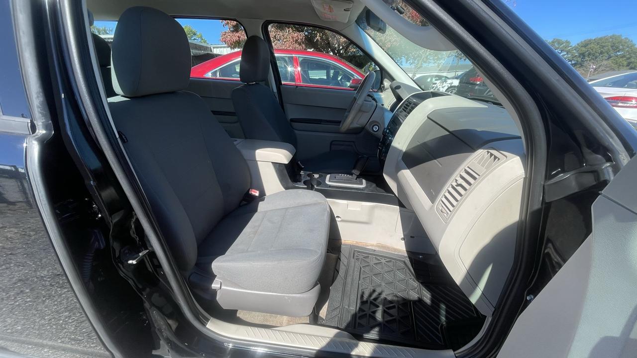Ford Escape  2012