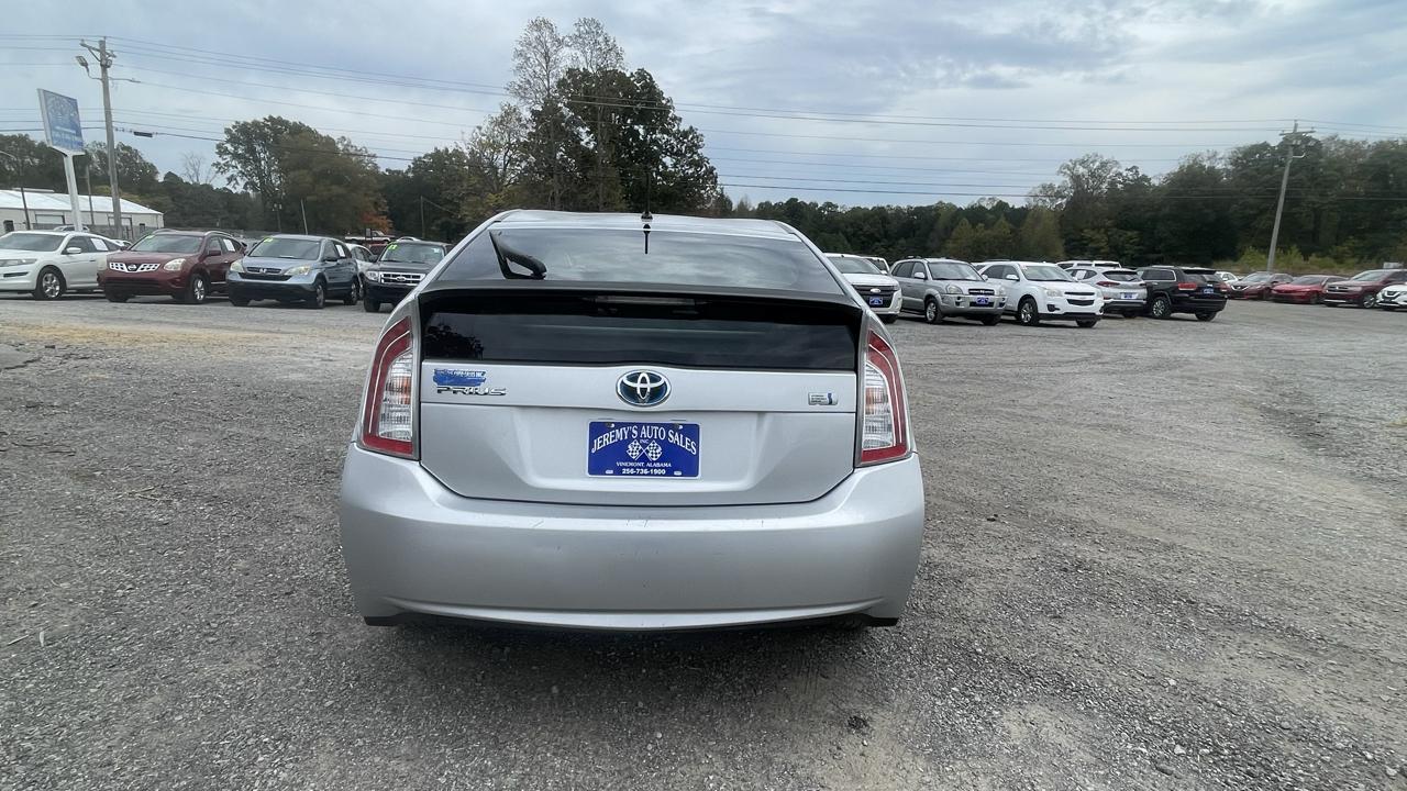Toyota Prius  2013