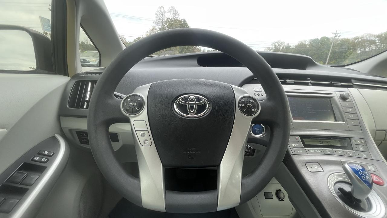 Toyota Prius  2013