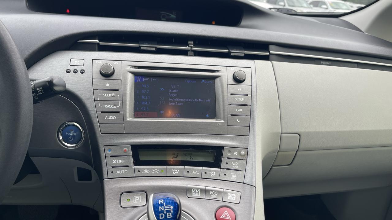 Toyota Prius  2013