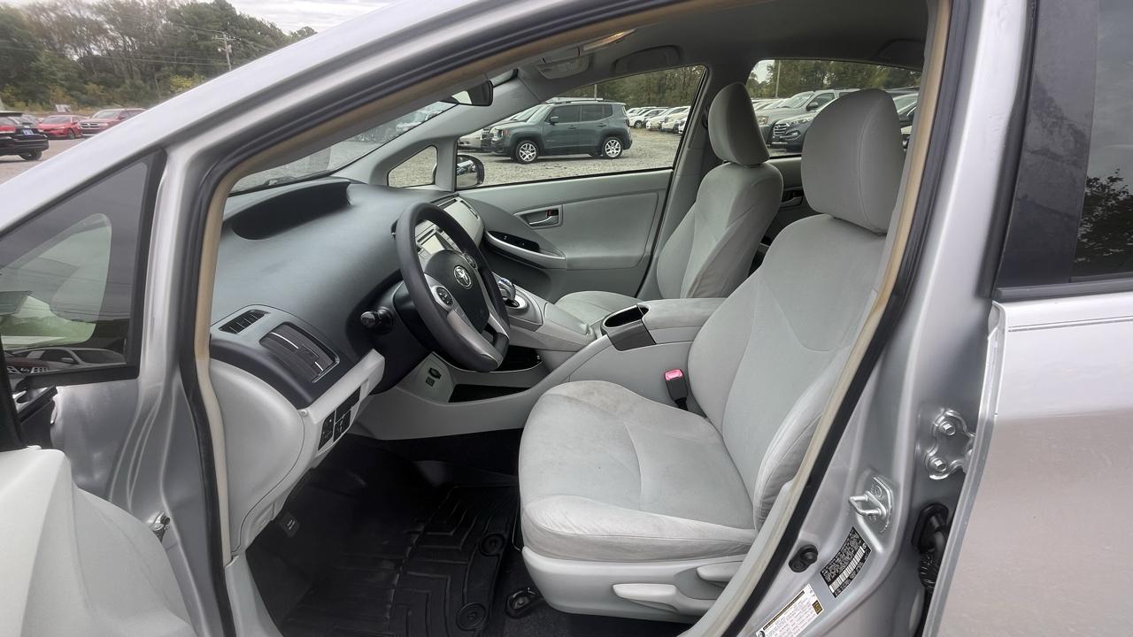 Toyota Prius  2013