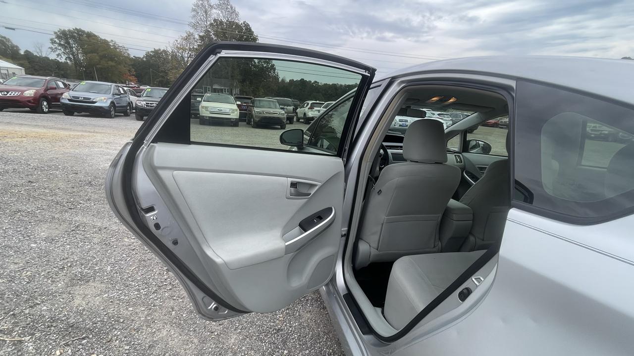 Toyota Prius  2013