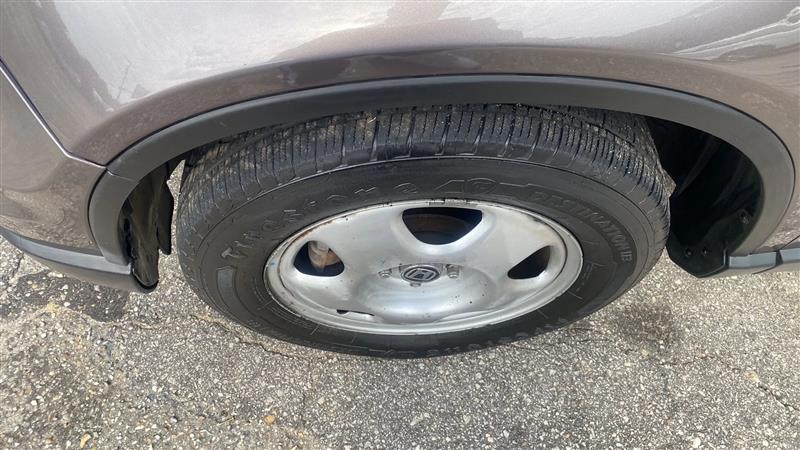 Honda CR-V LX 4WD 5-Speed AT 2011