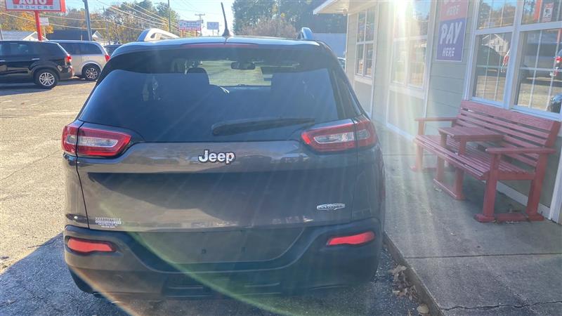 Jeep Cherokee Latitude FWD 2014