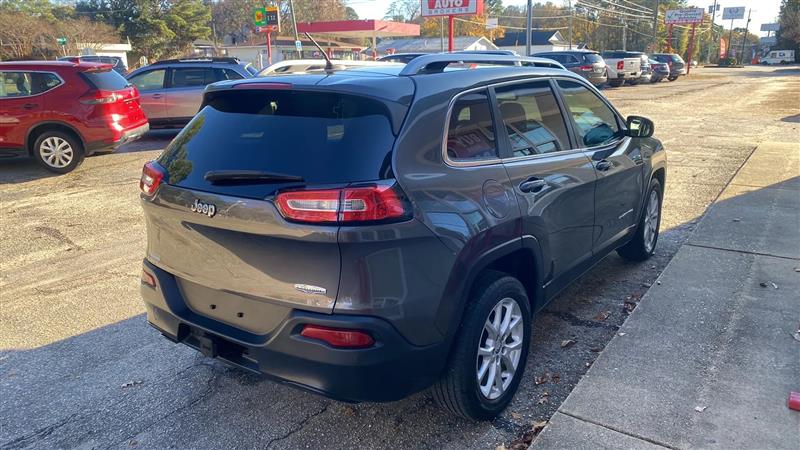 Jeep Cherokee Latitude FWD 2014