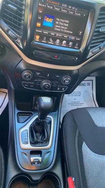 Jeep Cherokee Latitude FWD 2014