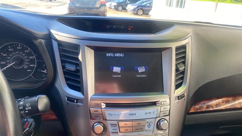 Subaru Outback 2.5i Limited 2011