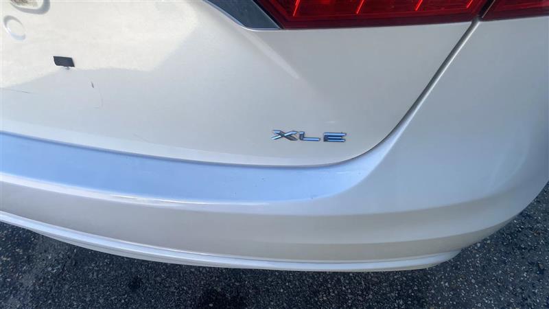 Toyota Avalon XLE 2014