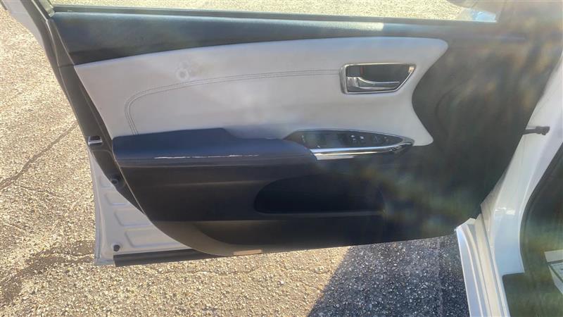 Toyota Avalon XLE 2014