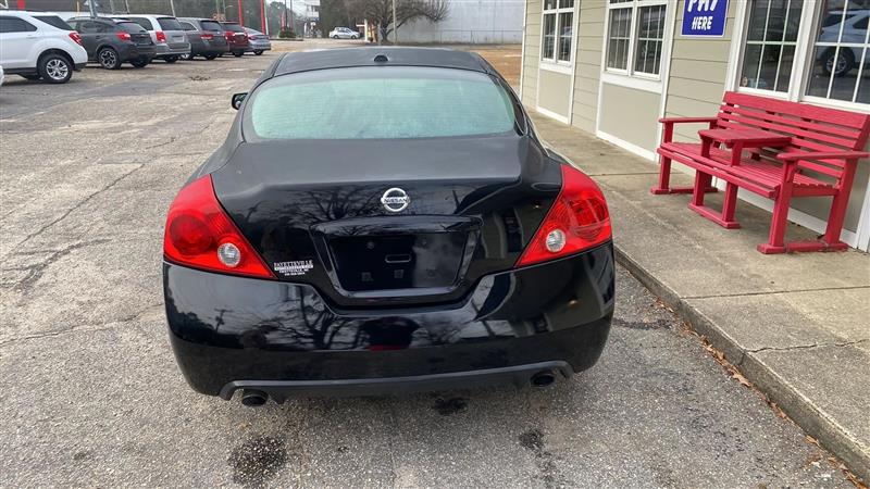 Nissan Altima 2.5 S Coupe 2009