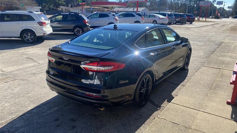 Ford Fusion SE 2019