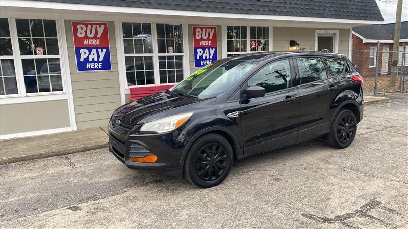 Ford Escape S FWD 2015