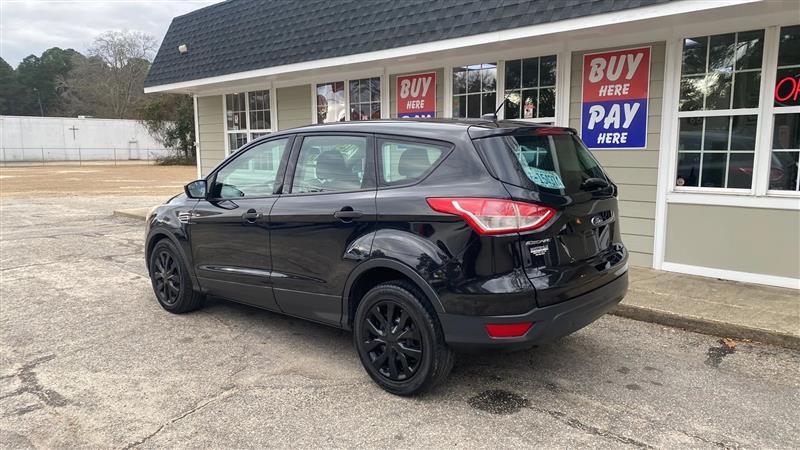 Ford Escape S FWD 2015