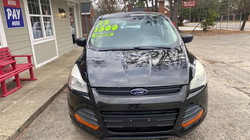 Ford Escape S FWD 2015