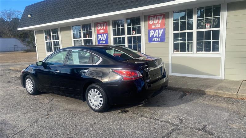 Nissan Altima 2.5 S 2015
