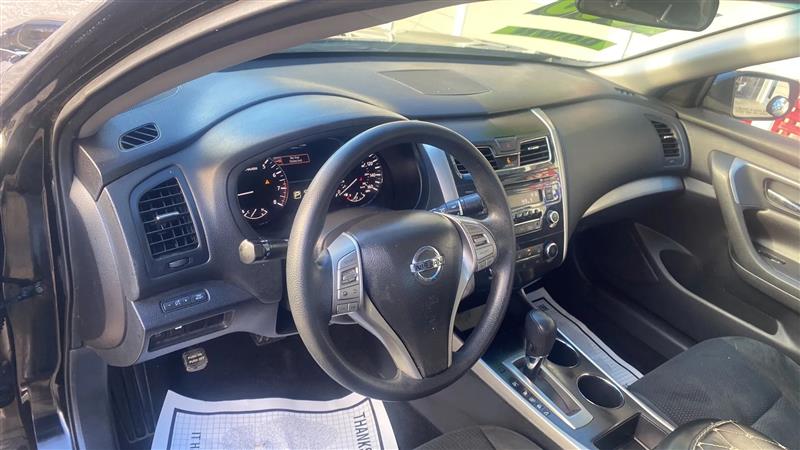 Nissan Altima 2.5 S 2015