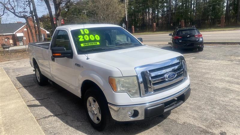 Ford F-150 XL 8-ft. Bed 2WD 2010